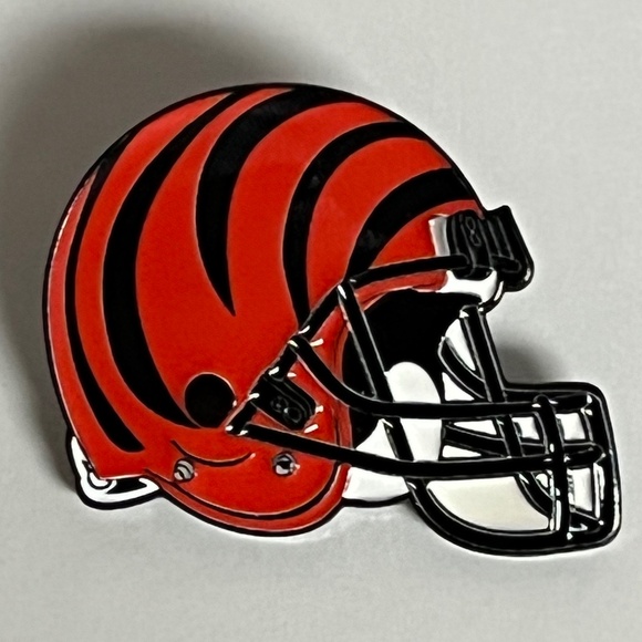 Cincinnatti Bengals Helmet Hat Pin Streetwear Hats Bag Football Fitted New Era - Picture 1 of 8